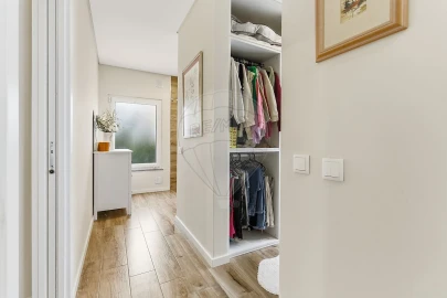 Moradia T4 para Venda em Gambia-Pontes-Alto da Guerra