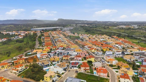 Moradia T4 para Venda em Gambia-Pontes-Alto da Guerra