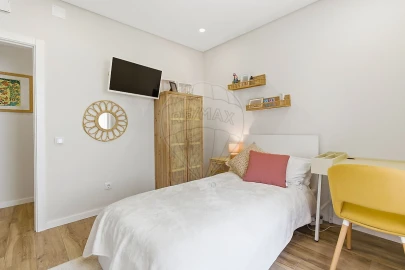 Moradia T4 para Venda em Gambia-Pontes-Alto da Guerra