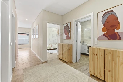 Moradia T4 para Venda em Gambia-Pontes-Alto da Guerra