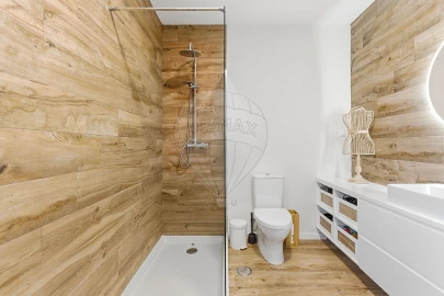 Moradia T4 para Venda em Gambia-Pontes-Alto da Guerra