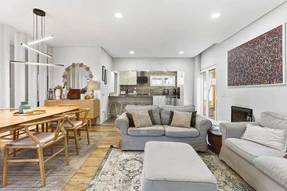 Moradia T4 para Venda em Gambia-Pontes-Alto da Guerra