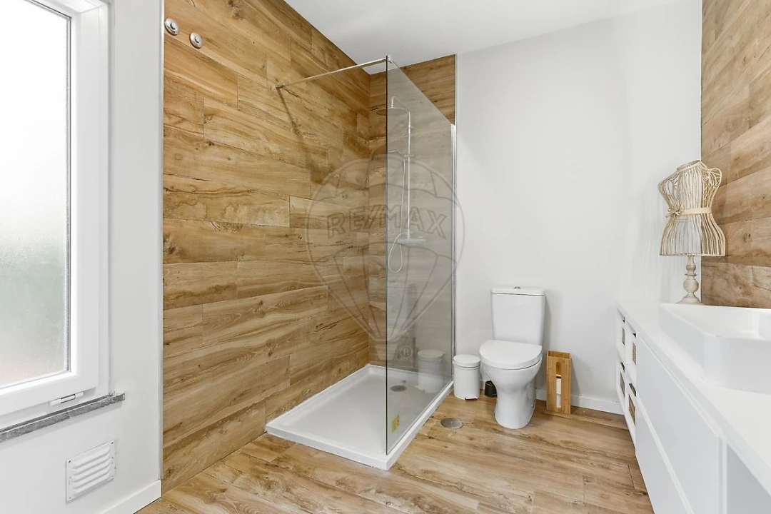 Moradia T4 para Venda em Gambia-Pontes-Alto da Guerra Foto 37