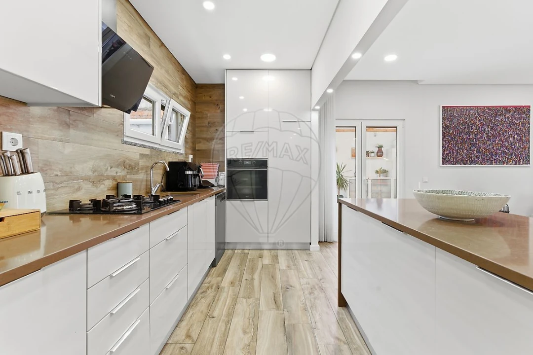 Moradia T4 para Venda em Gambia-Pontes-Alto da Guerra Foto 20