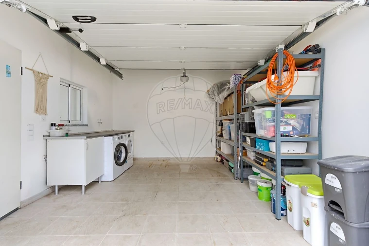 Moradia T4 para Venda em Gambia-Pontes-Alto da Guerra Foto 2