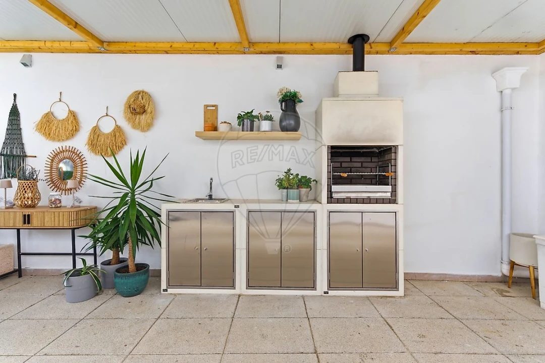 Moradia T4 para Venda em Gambia-Pontes-Alto da Guerra Foto 9