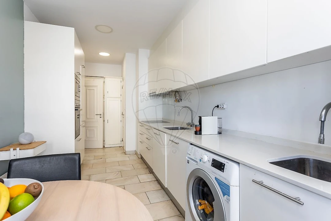 Apartamento T3 para Arrendamento em São Domingos de Benfica Foto 34