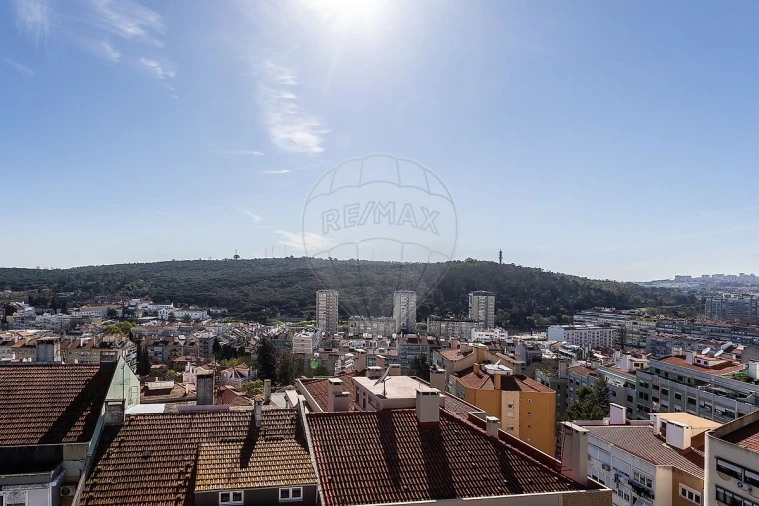 Apartamento T3 para Arrendamento em São Domingos de Benfica Foto 30