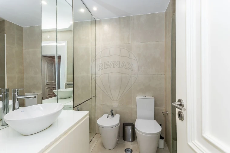 Apartamento T3 para Arrendamento em São Domingos de Benfica Foto 10