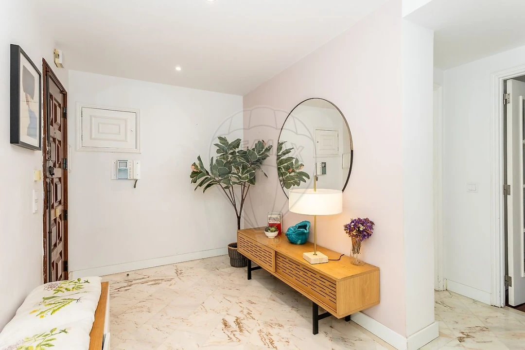 Apartamento T3 para Arrendamento em São Domingos de Benfica Foto 37