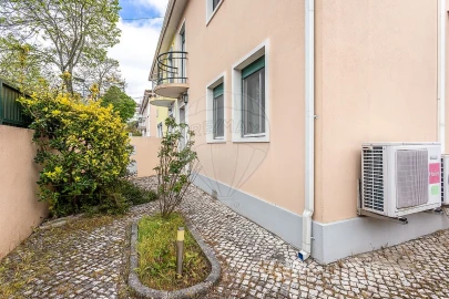 Moradia T3 para Venda em Benfica