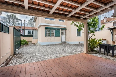 Moradia T3 para Venda em Benfica