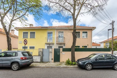 Moradia T3 para Venda em Benfica