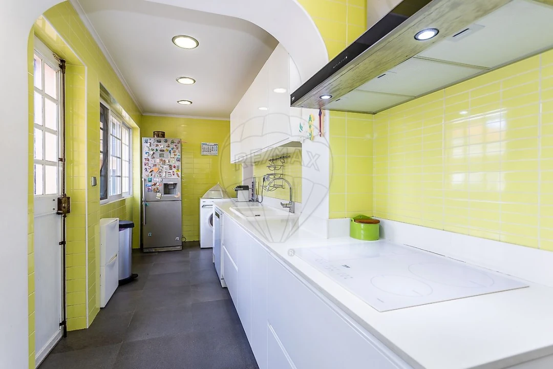 Moradia T3 para Venda em Benfica Foto 18