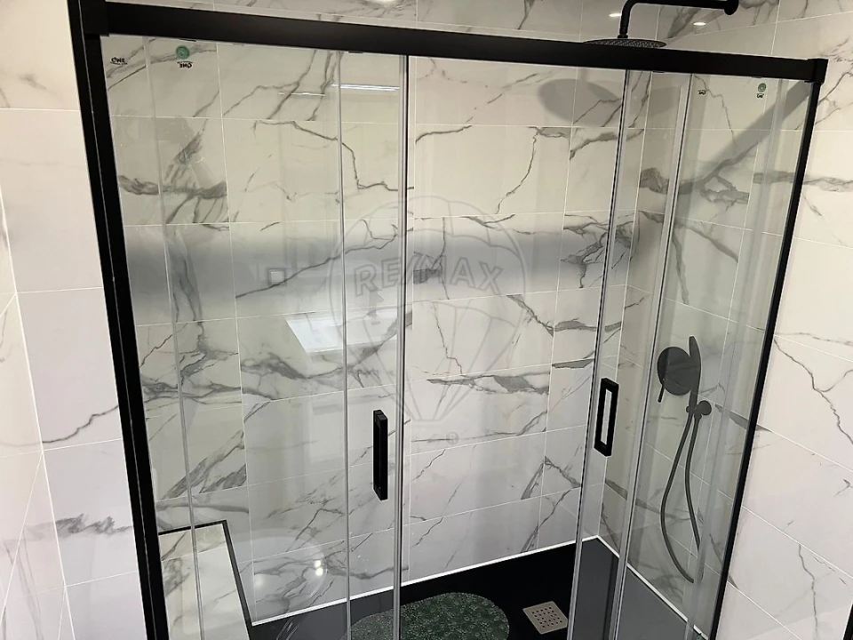 Apartamento T2 para Venda em Massamá e Monte Abraão Foto 7