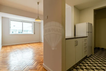 Apartamento T2 para Arrendamento em Cedofeita, Santo Ildefonso, Sé, Miragaia, São Nicolau e Vitória