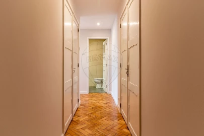 Apartamento T2 para Arrendamento em Cedofeita, Santo Ildefonso, Sé, Miragaia, São Nicolau e Vitória