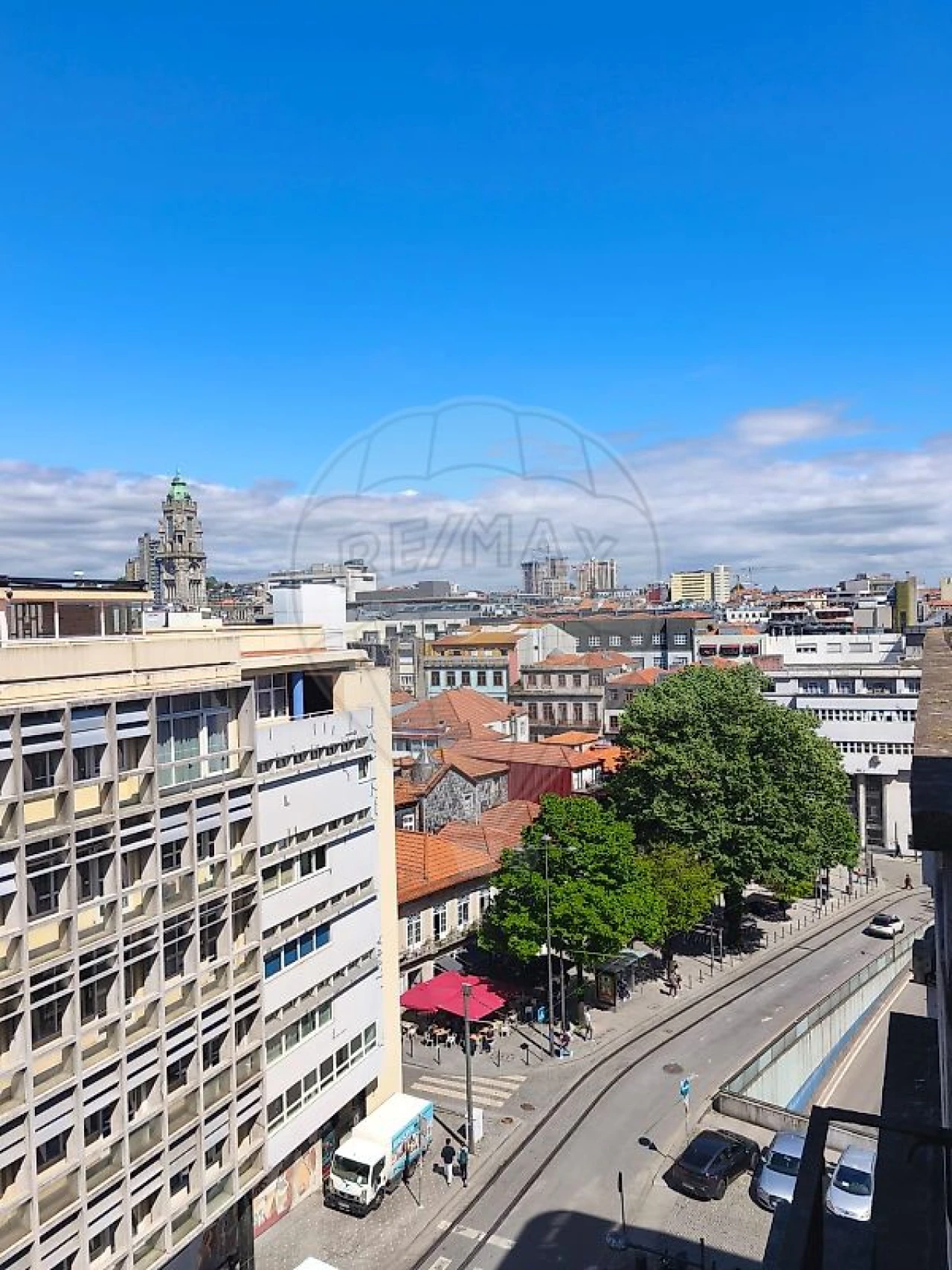 Apartamento T2 para Arrendamento em Cedofeita, Santo Ildefonso, Sé, Miragaia, São Nicolau e Vitória Foto 17