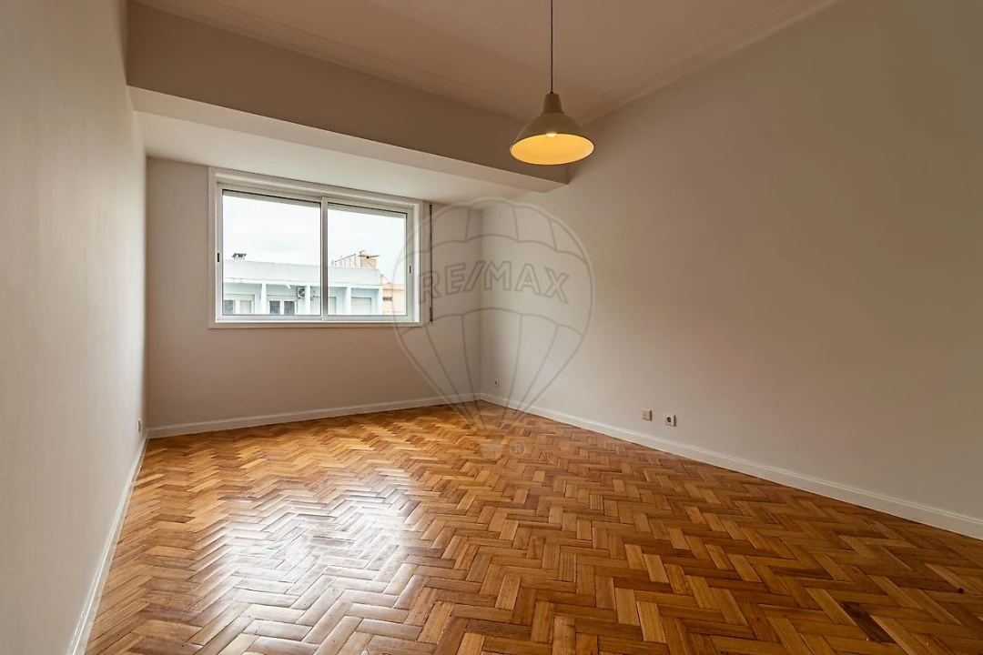 Apartamento T2 para Arrendamento em Cedofeita, Santo Ildefonso, Sé, Miragaia, São Nicolau e Vitória Foto 10