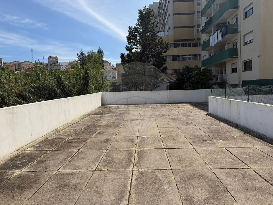 Apartamento T3 para Arrendamento em Mafamude e Vilar do Paraíso Foto 3