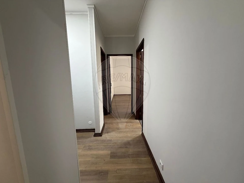 Apartamento T3 para Arrendamento em Mafamude e Vilar do Paraíso Foto 16