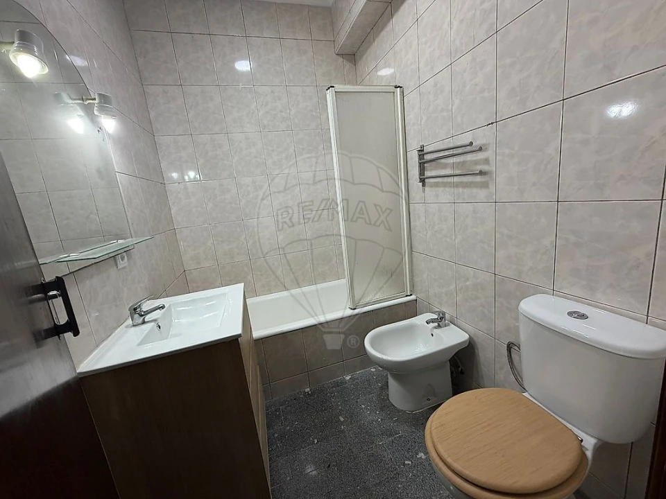 Apartamento T3 para Arrendamento em Mafamude e Vilar do Paraíso Foto 18