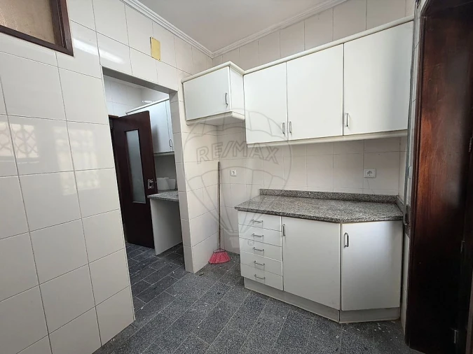 Apartamento T3 para Arrendamento em Mafamude e Vilar do Paraíso Foto 14