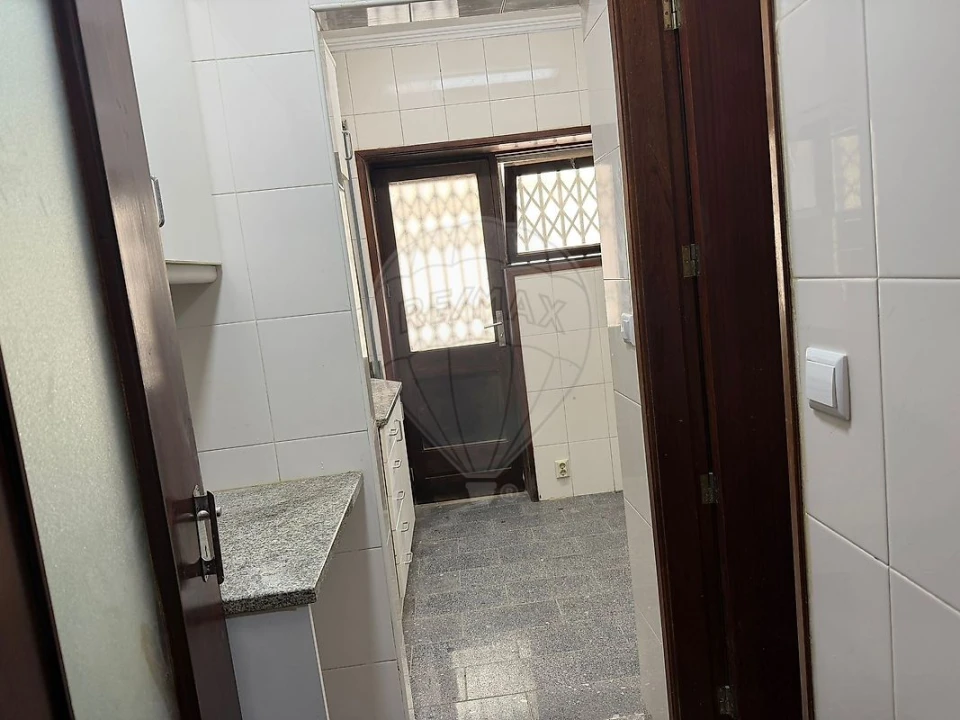 Apartamento T3 para Arrendamento em Mafamude e Vilar do Paraíso Foto 10