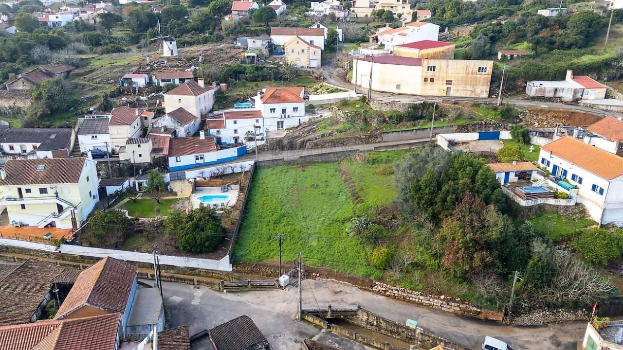 Terreno para Venda em Reguengo Grande Foto 6