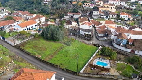 Terreno para Venda em Reguengo Grande