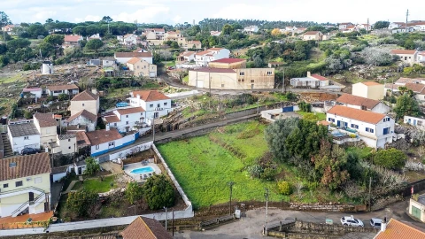 Terreno para Venda em Reguengo Grande