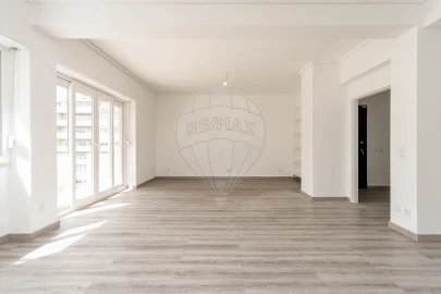 Apartamento T3 para Venda em Lumiar