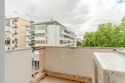 Apartamento T3 para Venda em Lumiar