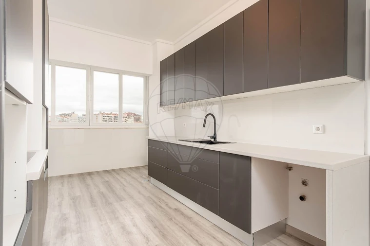 Apartamento T3 para Venda em Lumiar Foto 25