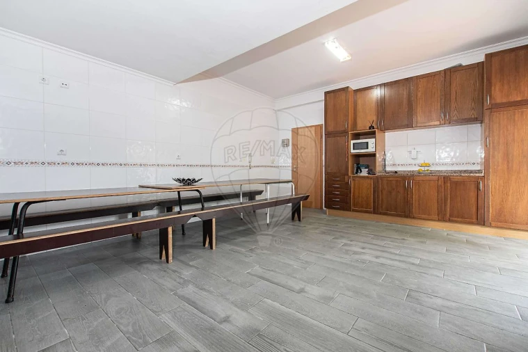 Moradia T4 para Venda em Camarate, Unhos e Apelação Foto 46