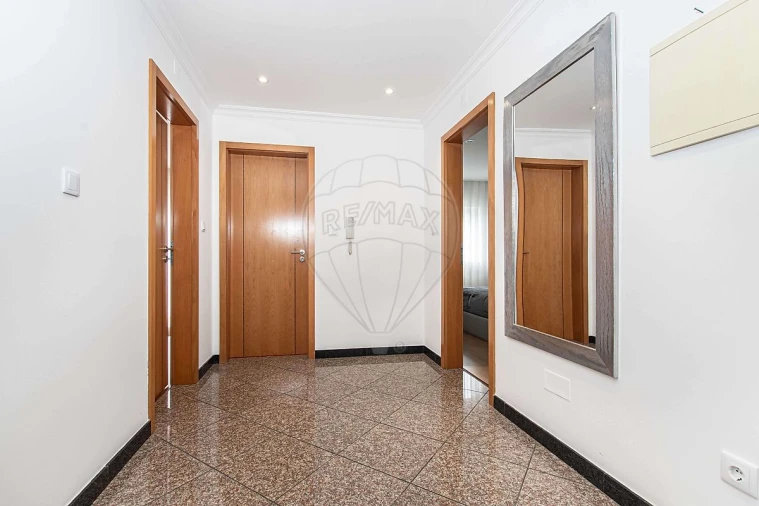 Moradia T4 para Venda em Camarate, Unhos e Apelação Foto 23