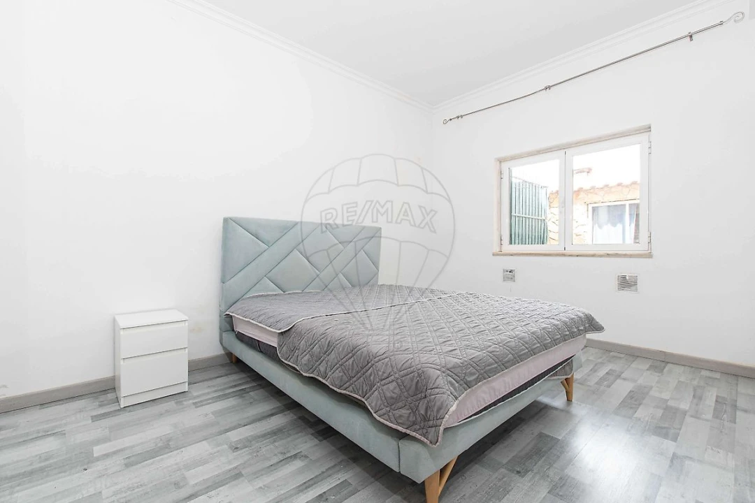 Moradia T4 para Venda em Camarate, Unhos e Apelação Foto 42