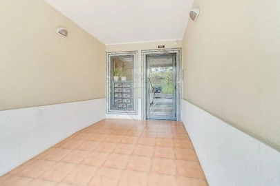 Apartamento T2 para Venda em Mina de Água