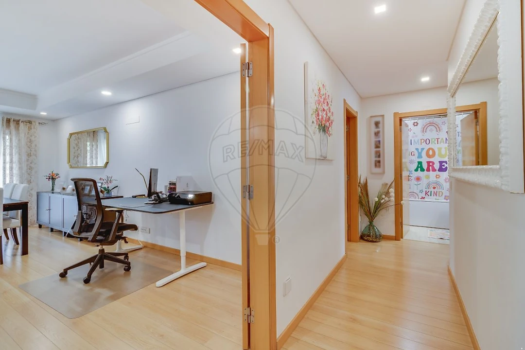 Apartamento T2 para Venda em Mina de Água Foto 10