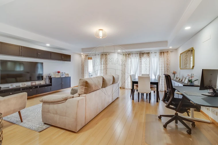 Apartamento T2 para Venda em Mina de Água Foto 6