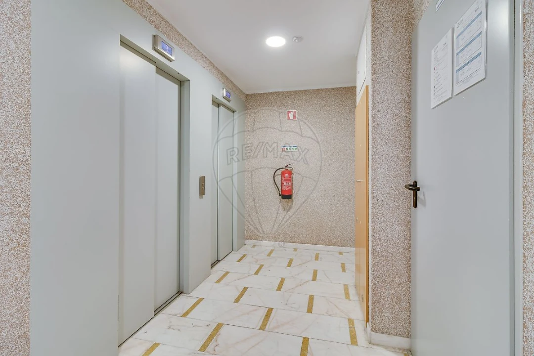 Apartamento T2 para Venda em Mina de Água Foto 30