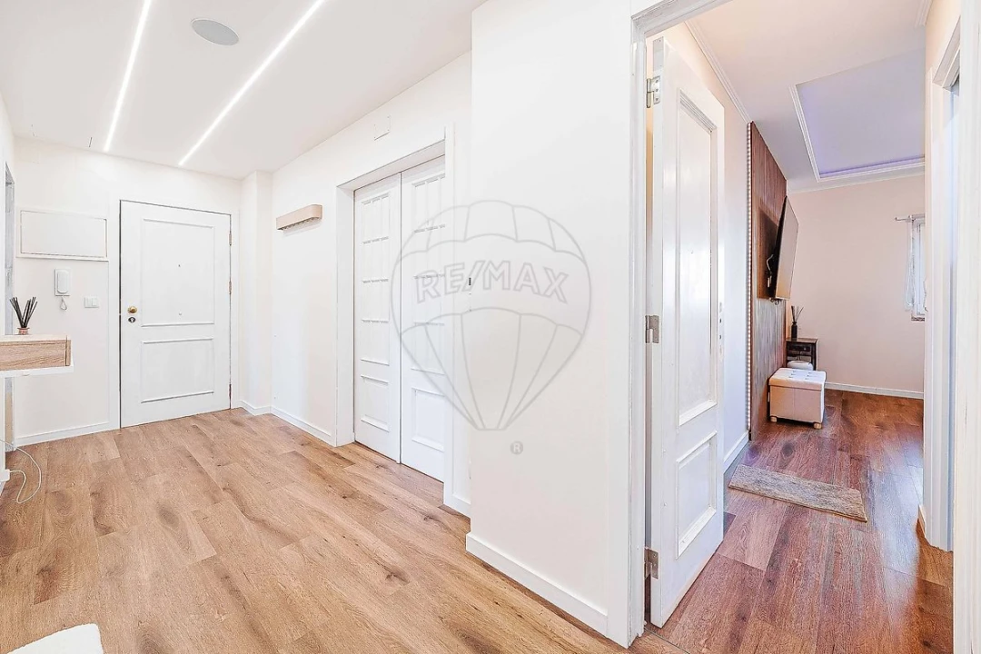 Apartamento T2 para Venda em Malveira e São Miguel de Alcainça Foto 28