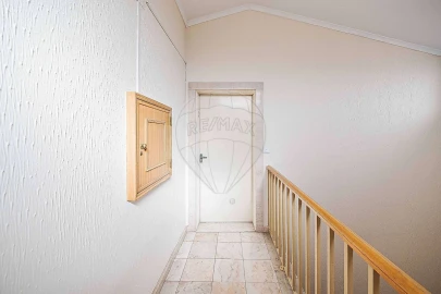 Apartamento T2 para Venda em Malveira e São Miguel de Alcainça