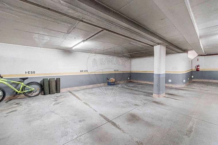 Apartamento T2 para Venda em Malveira e São Miguel de Alcainça Foto 5