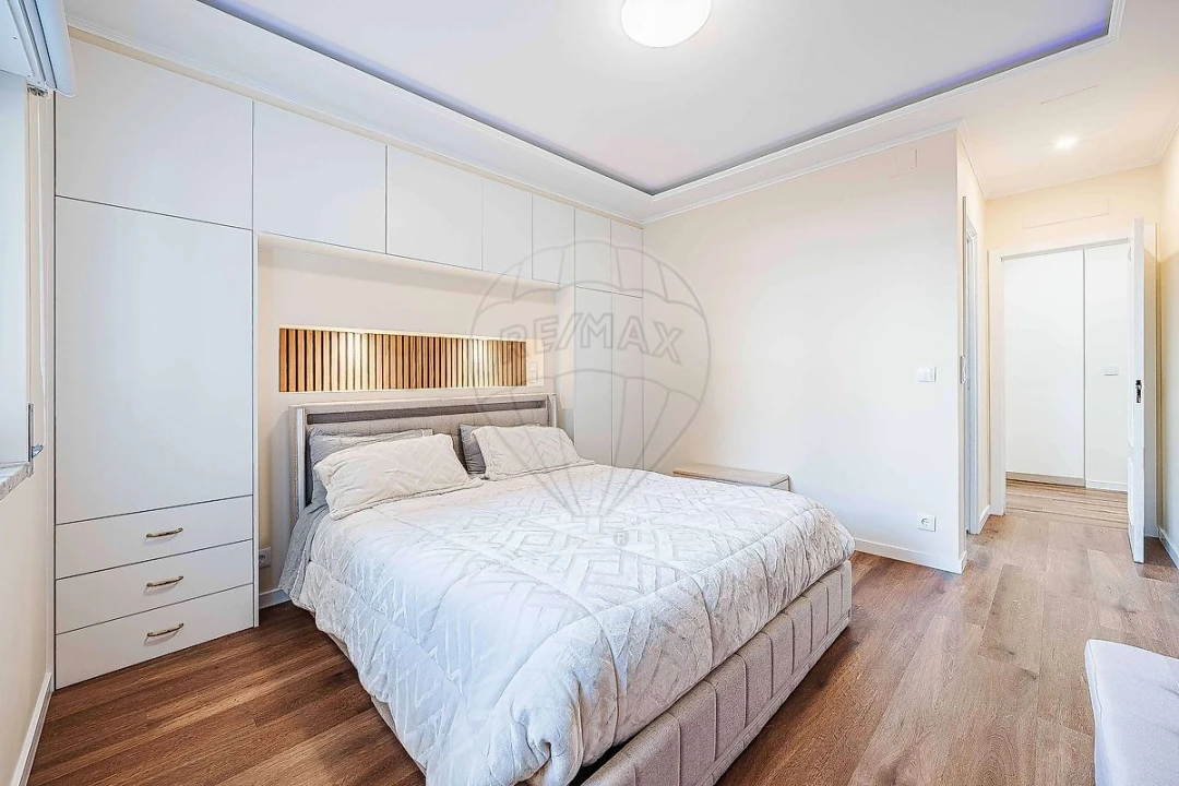 Apartamento T2 para Venda em Malveira e São Miguel de Alcainça Foto 11