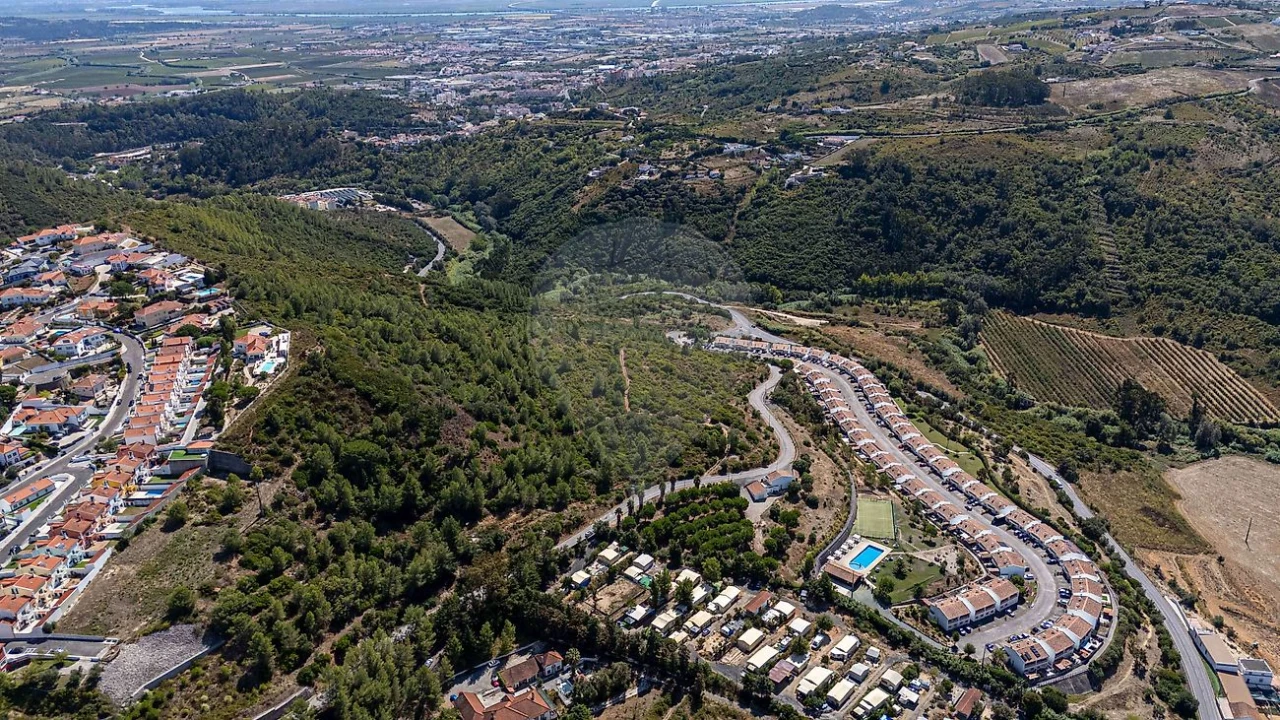 Moradia T3 para Venda em Alenquer (Santo Estêvão e Triana) Foto 6