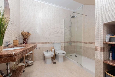 Moradia T3 para Venda em Alenquer (Santo Estêvão e Triana)