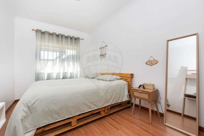 Moradia T3 para Venda em Alenquer (Santo Estêvão e Triana)