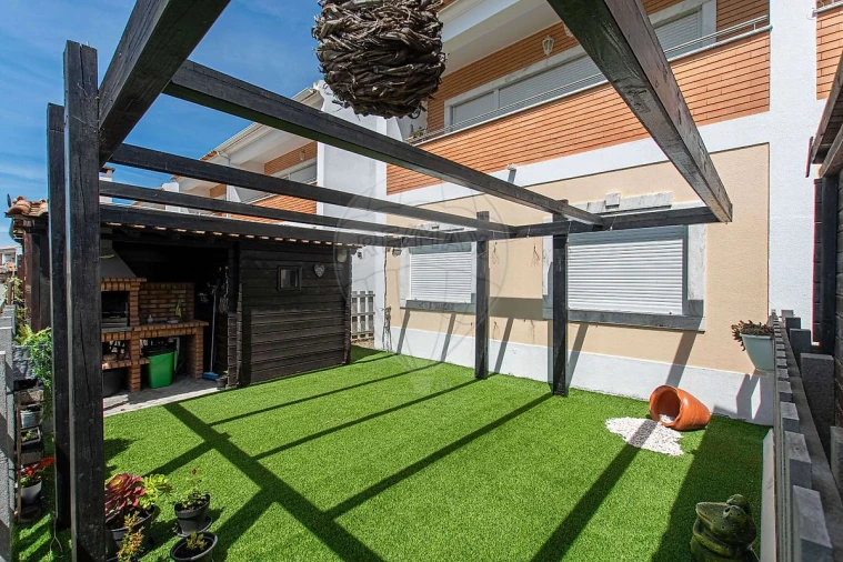 Moradia T3 para Venda em Alenquer (Santo Estêvão e Triana) Foto 17