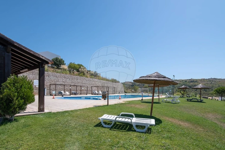 Moradia T3 para Venda em Alenquer (Santo Estêvão e Triana) Foto 8